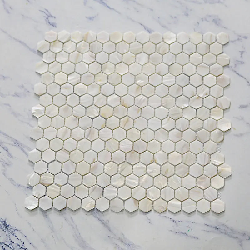 Wholesale Shell Mosaic Tile Natural White Mother of Pearl Wall Backsplash Bathroom Tiles fish scale sheet kitchen Hexagon