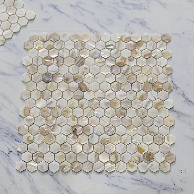 Wholesale Shell Mosaic Tile Natural White Mother of Pearl Wall Backsplash Bathroom Tiles fish scale sheet kitchen Hexagon