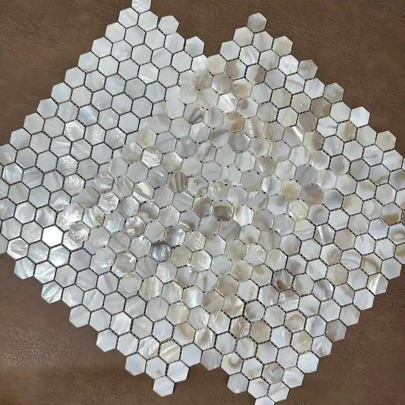 Wholesale Shell Mosaic Tile Natural White Mother of Pearl Wall Backsplash Bathroom Tiles fish scale sheet kitchen Hexagon